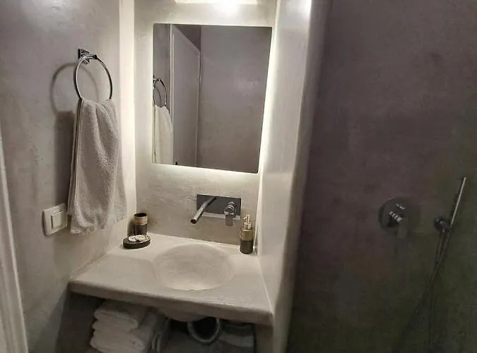 伊利内奥斯一室公寓酒店 * 佩里萨