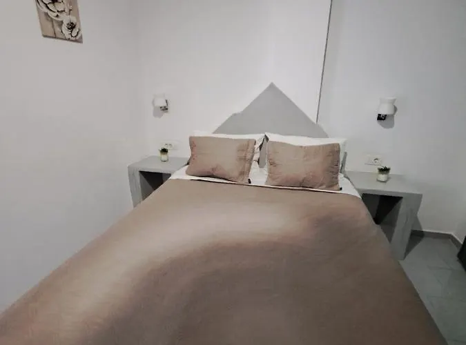 Appartement Irineos *