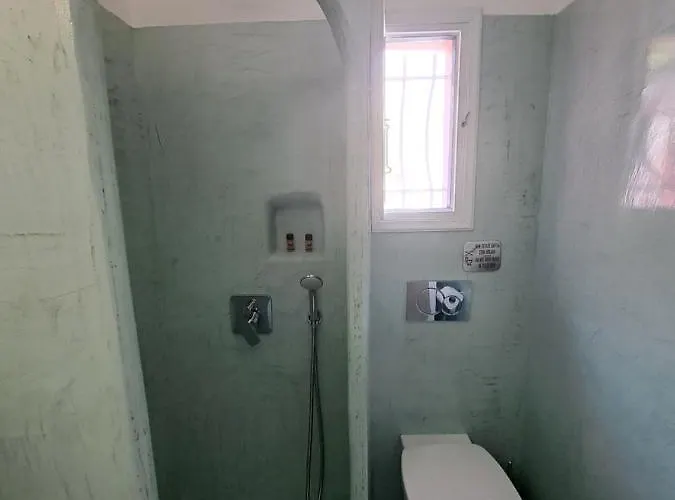 Irineos Appartement Períssa