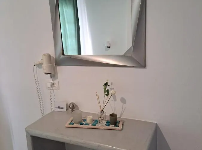 Irineos Appartement *