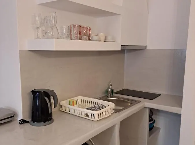 Irineos * Περίσσα