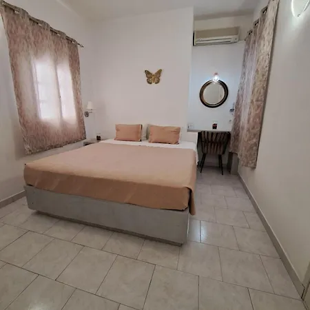 Irineos Lägenhet Perissa (Santorini)